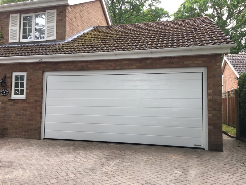 Garador Linear Medium Design, White Sectional Garage Door (Woodhall Spa)
